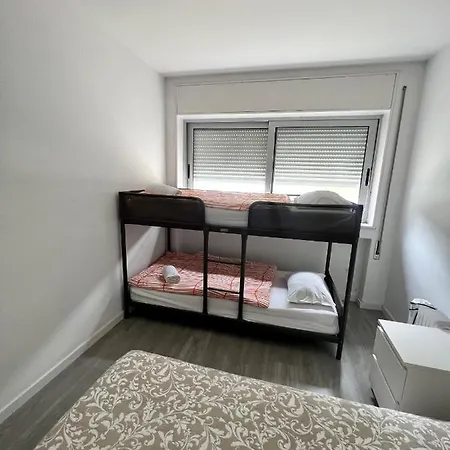 ゲストハウス Moreira Terrace 2*