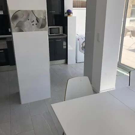 Moreira Terrace Pensjonat 2*