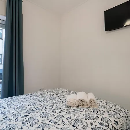 Moreira Terrace 2*