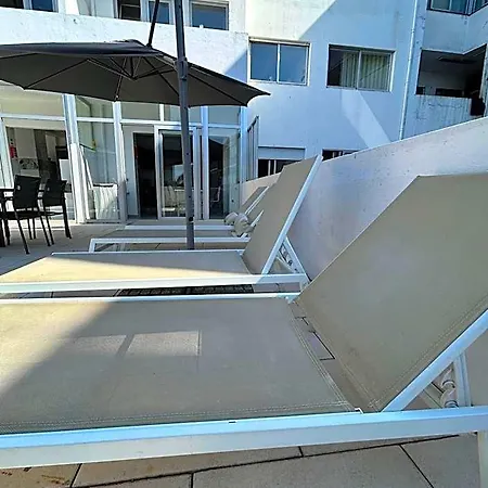 Pensión Moreira Terrace 2*
